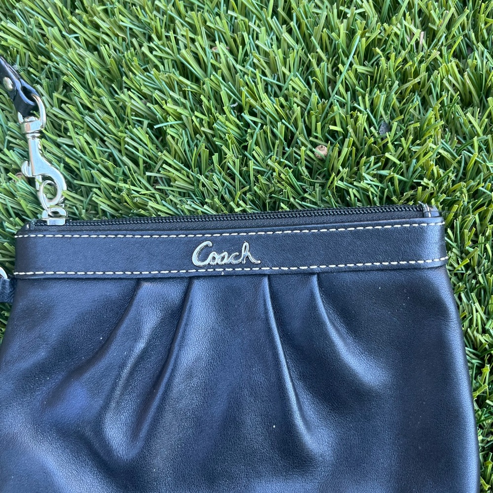 COACH Black wristlet Wallet - Picture 2 of 7